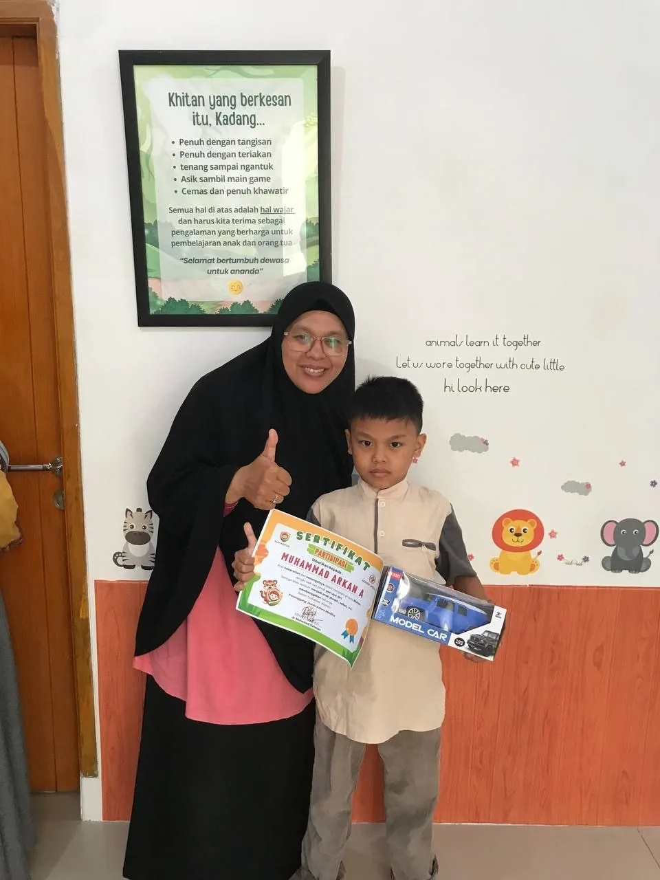 Penyerahan bantuan sosial